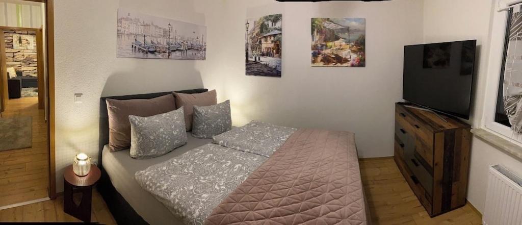 Kleines Apartment Mit Begehbarer Dusche Im Schlafzimmer Eberbach  Exterior foto